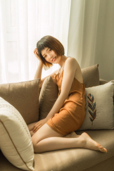 掀女生裙子